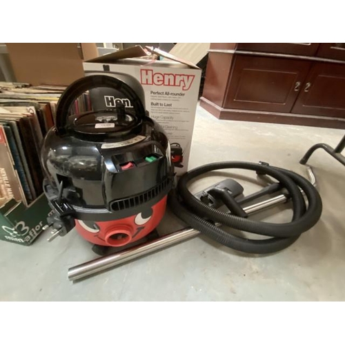 536 - Henry (HVR 200A) vacuum cleaner with attachments