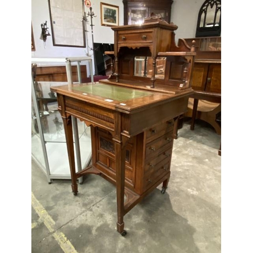 98 - Victorian mahogany ladies writing desk (118H 61W 55D cm)