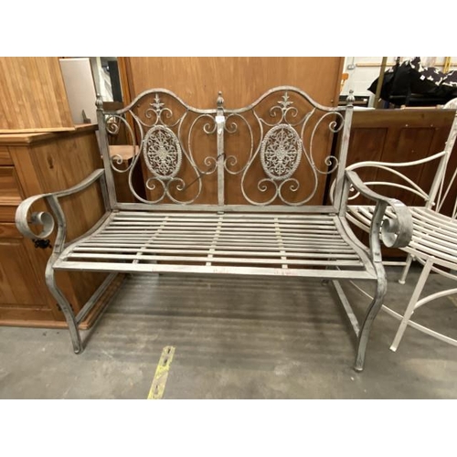 119 - Contemporary metal garden bench (120W cm) (NEW)