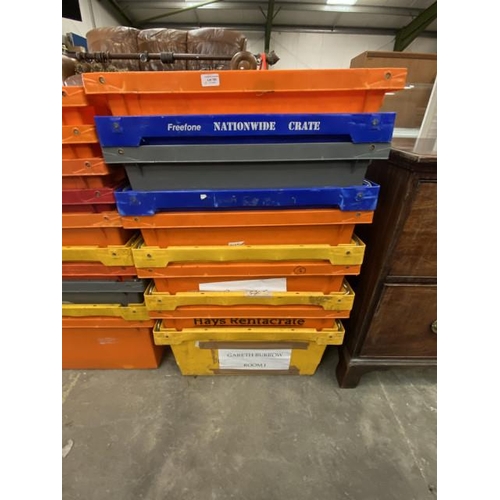 163 - 10 Stacking storage crates