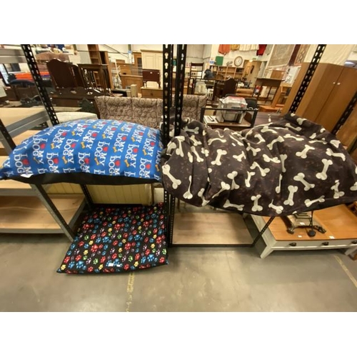 62 - 3 Dog beds (66x93, 80x130 & 60x90 cm) (NEW)