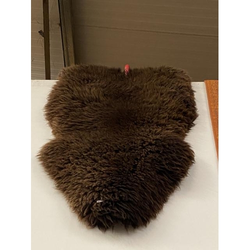 109 - Sheepskin rug 120 x 70cm