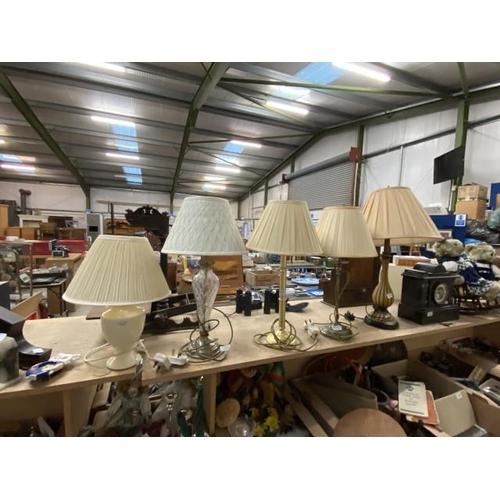 487 - 5 Assorted table lamps