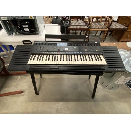 95 - Yamaha PSR-2500 keyboard with power lead & stand