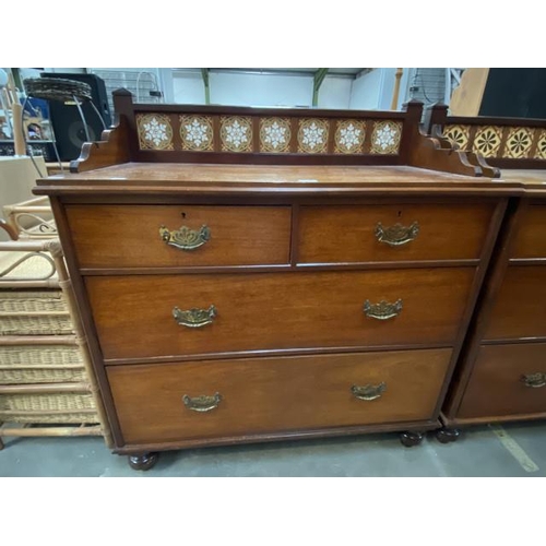 97 - Art Nouveau 2 over 3 oak chest of drawers (110H 99W 50D cm)