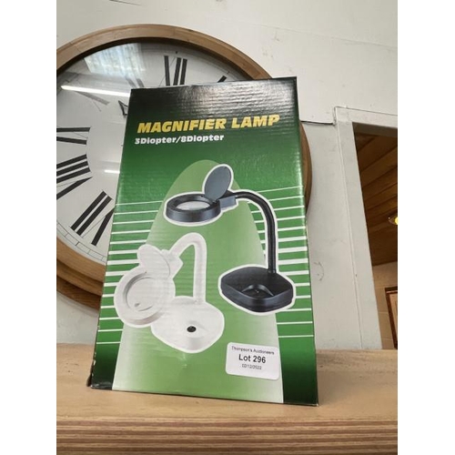 296 - Small table magnifier lamp