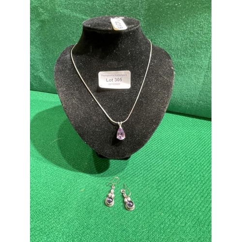 305 - 925/Silver necklace & earrings. Both purple. Earrings tested as amethyst