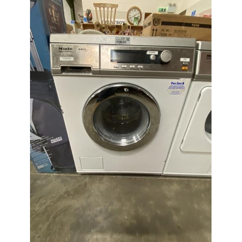 583 - Miele professional PW6055 Vario washing machine (85H 59W 70D cm)