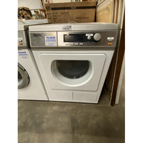 584 - Miele professional PT7136 Vario tumble dryer (85H 59W 70D cm)