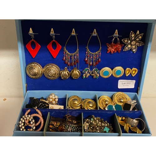 313 - Blue jewellery case with contents plus box of vintage beads