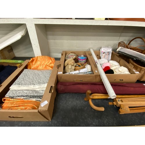 194 - Artists easel, 3 wicker baskets, 2 stacking plastic storage chests (25H 26W 35D cm each), sewing req... 