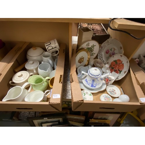 212 - 10 Boxes of pottery inc. 2 Le Creuset lidded soup bowls, 3 pieces of Wedgwood Green jasper ware, 25 ... 