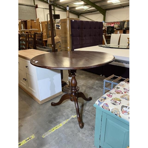 102 - Mahogany Ancient Mariner tilt top table with bird cage action (80H 100DIAM cm) (sold as seen)