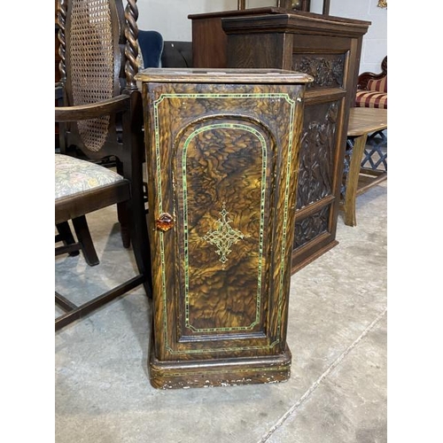 106 - Victorian walnut inlaid pot cupboard (79H 38W 37D cm)