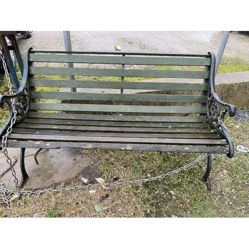 437 - Metal/wooden garden bench 126W