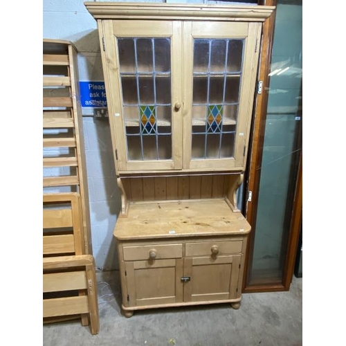 89 - Pine kitchen dresser with leaded glazed doors (206H 95W 48D cm)