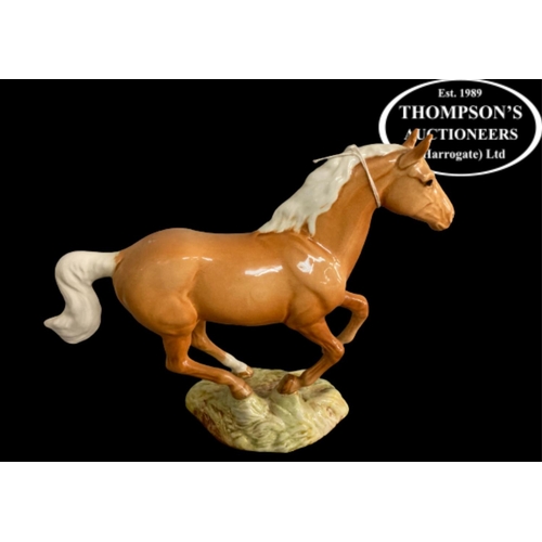 348 - Beswick Palomino 