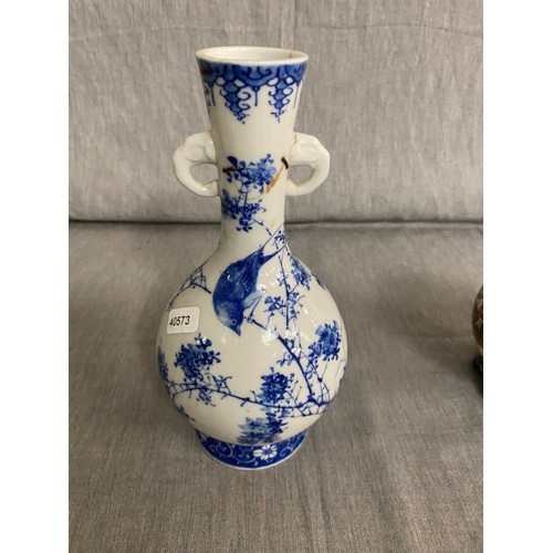 356 - 4 Pieces of oriental ceramics inc. Chinese teapot, blue & white Chinese vase (repaired) etc