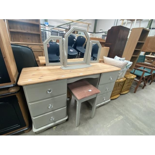 Painted pine dressing table (73H 137W 143D cm), triptych mirror (50H