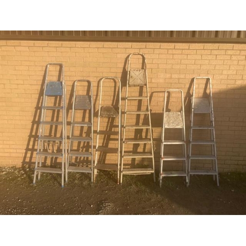 225 - 7 Assorted metal stepladders