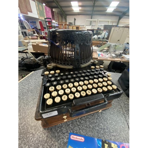 Royal Bar-Lock typewriter on Victorian walnut chest (32W 10H 32D cm)