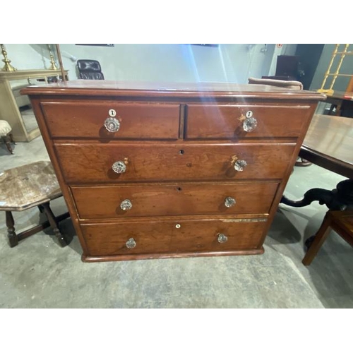 81 - Victorian pine 2 over 3 chest of drawers with glass handles (95H 116W 51D cm)