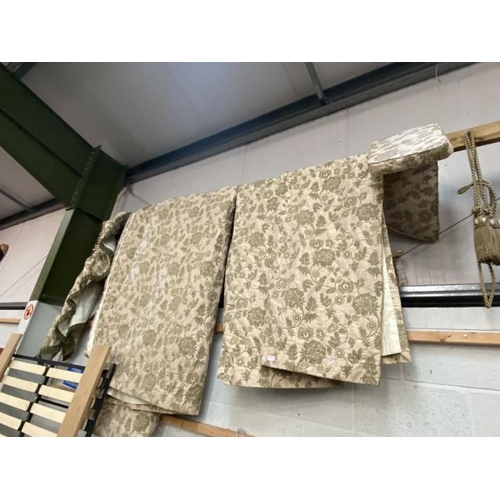 2 pairs of green floral lined curtains 180 wide x 290 drop & 140 wide x 270 drop , 1 pelmet, 2 tie backs and 1 window cushion