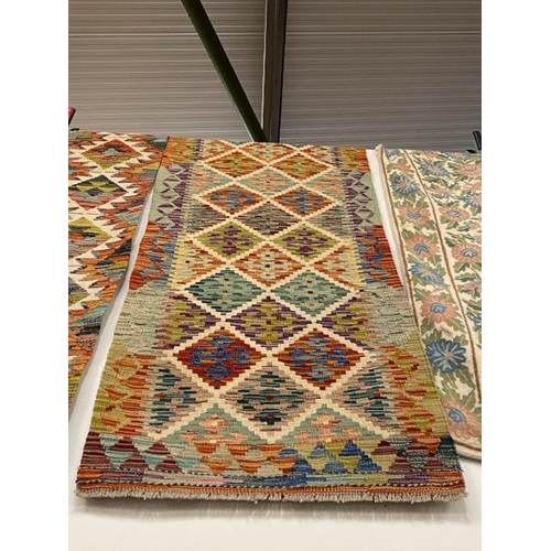 188 - Chobi Kilim runner (184x64cm)