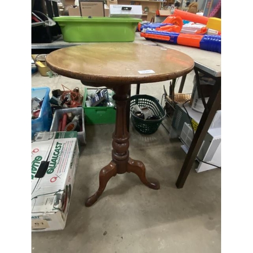 201 - Victorian tripod table (74H 49DIAM cm)