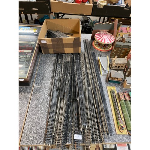 250 - Large selection of model 00 gauge railway buildings & props inc. barges, platforms, church, warehous... 