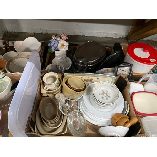 494 - Large quantity of kitchenalia inc. storage boxes, saucepans etc