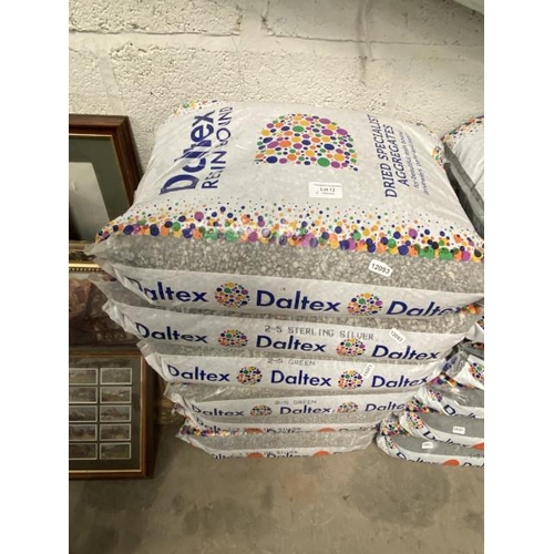 13 - 6 15kg Bags of coloured gravel