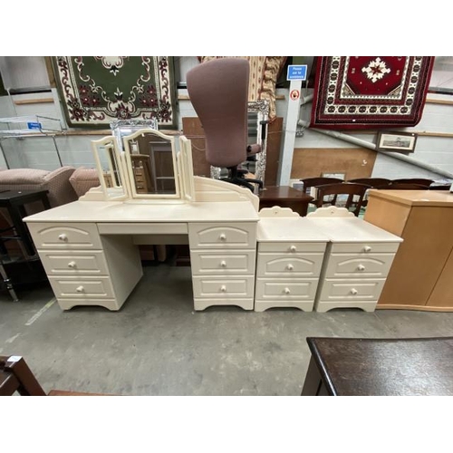 31 - Cream kneehole dressing table (80H 150W 49D cm) with matching triptych mirror, pair of 2 drawer matc... 