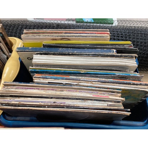 447 - Large quantity of assorted LPs inc. Randy Crawford, Beethoven, Moody Blues, Mozart, Bay City Rollers... 