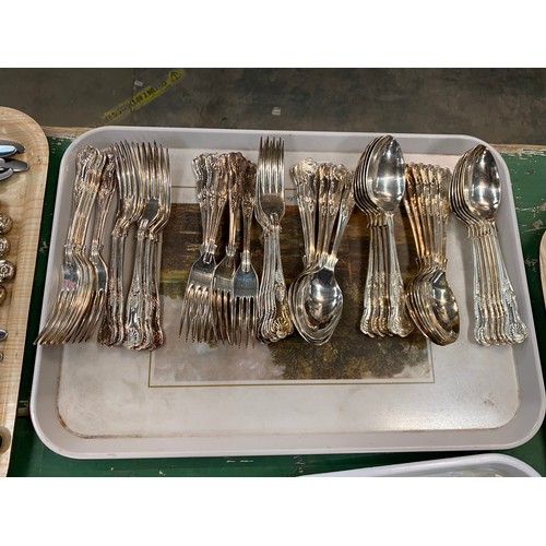 310 - George Butler Sheffield EPNS none stain cutlery 