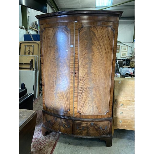 429 - Mahogany 2 door bow fronted wardrobe 195H 124W 65D