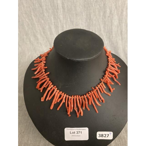 371 - Victorian coral necklace