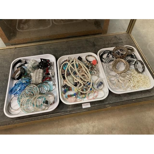 377 - Three trays of modern ex shop stock costume jewellery including diamante bangles, Betty Jackson Blac... 