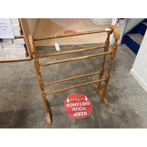 423 - Pine towel rail