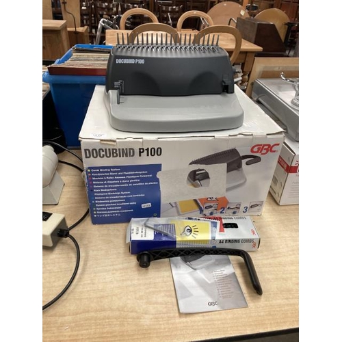 428 - Docubind P100 with accessories