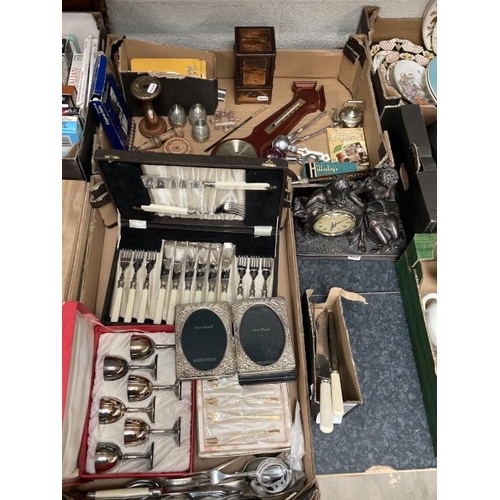 377 - Assorted collectables including plated ware, canteen of fish knives & forks, photo frames, goblets, ... 