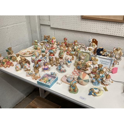 394 - Cherished Teddies figurines including Stephanie, Lindsay & Danielle, Hand in Hand Forver, Little Mis... 