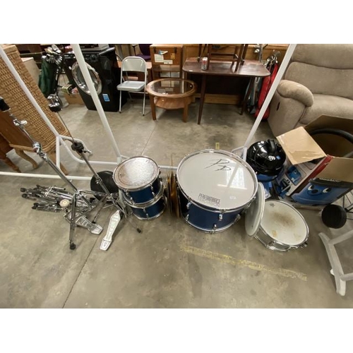 155 - Performance Percussion drum kit