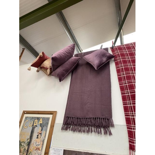 160 - 2 purple throws 200 x 145cm, 3 matching cushions etc