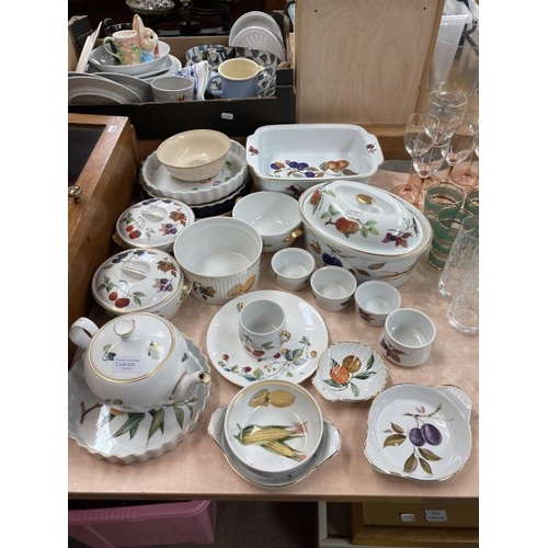 533 - 15 pieces Royal Worcester 