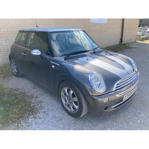 579 - FP06 KVJ Mini Cooper Park Lane, grey, 1598 CC, 3 door hatchback, petrol, first registration 22/04/20... 