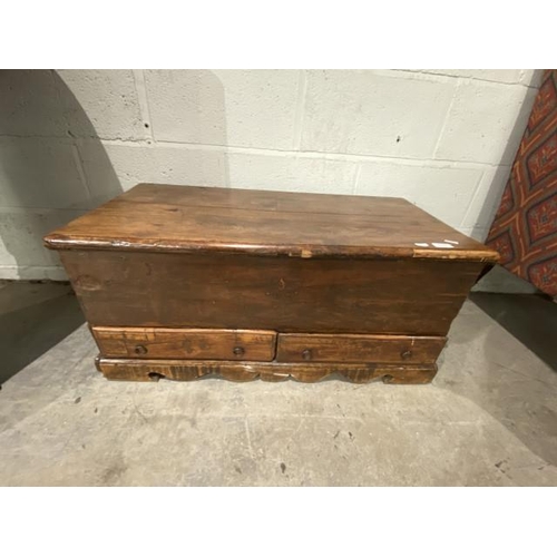 78 - Period oak mule chest with two drawers 41H 90W 45D