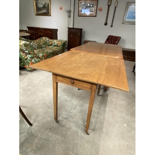 85 - Edwardian oak drop leaf table 73H 92W 96D