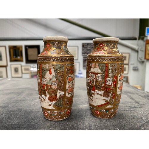 477 - Pair of Japanese satsuma vases 9.5cm high