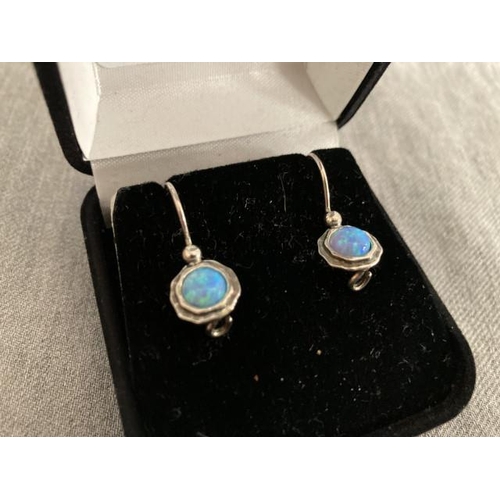 344 - 925 silver set opal earrings